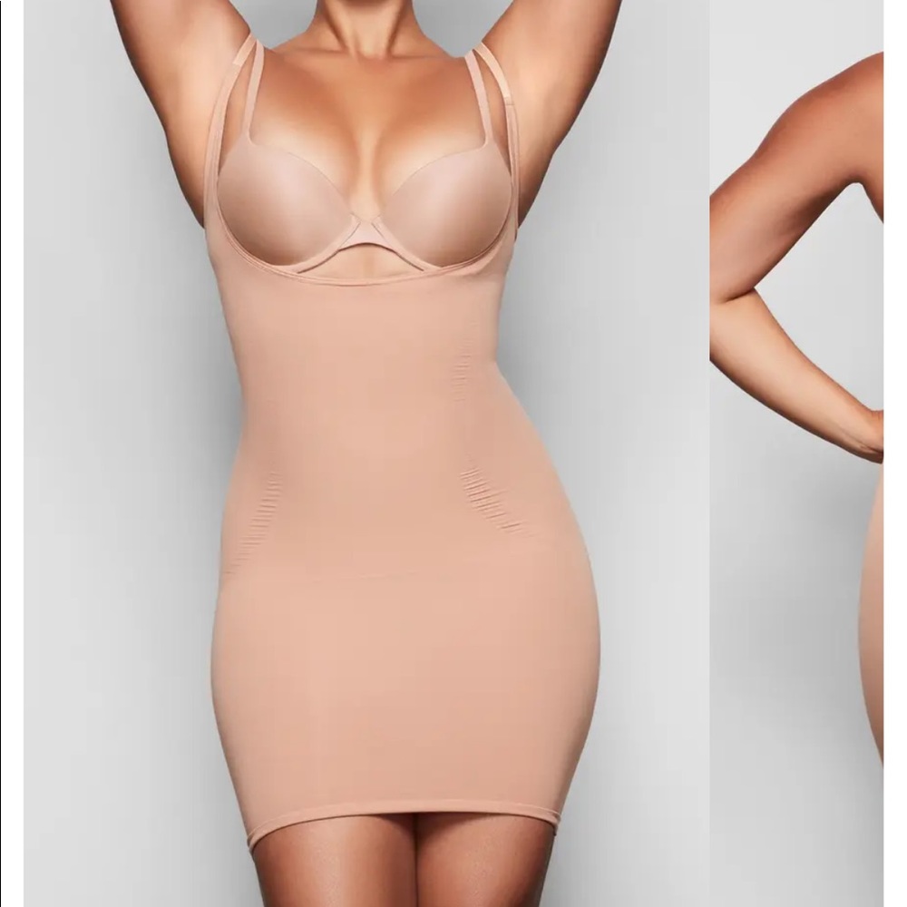 Skims open bust slip dress. NWT